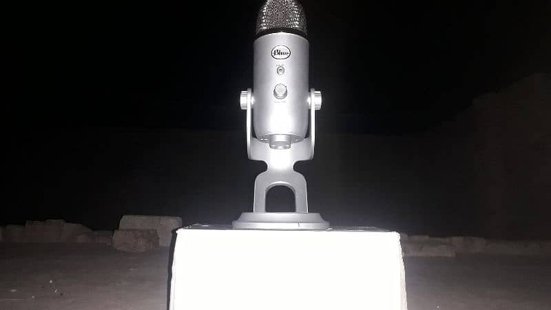 Blue Yeti Microphone New For Sale 3