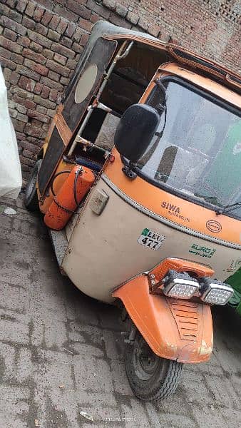 Siwa rikshaw auto good condition passing cleared 2017 model 0