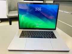 MacBook Pro 15” 2019 i7/16/256 4GB GPU 0