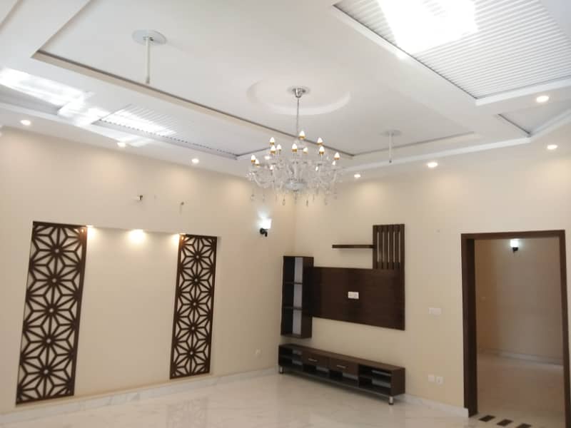 10 MARLA LOWER PORTION FOR RENT IN SECTOR C BAHRIA TOWN LAHORE 1
