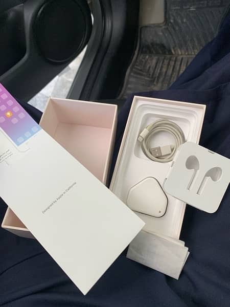 IPHONE 8 PLUS 64GB PTA APPROVED WITH FULL BOX AVAILABLE 1