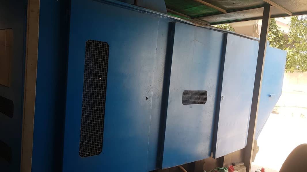 UK Perkins 250 KVA Silent Generator with Canopy for Industrial Use 6
