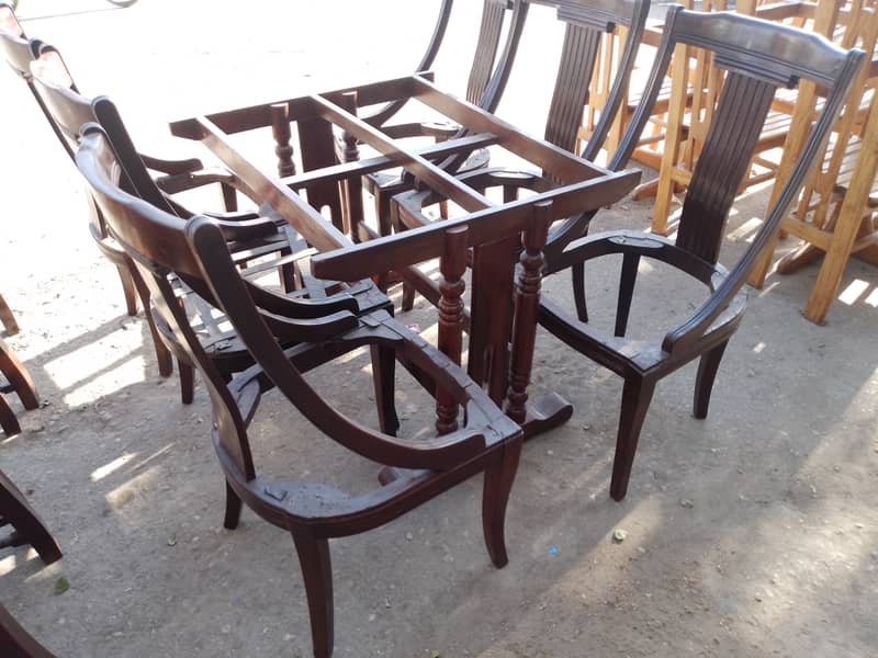 GLASS WODEN TABELS CHAIRS 3