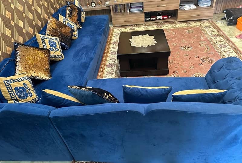 L-Shaped Sofa for Sale | 10/10 Condition 2