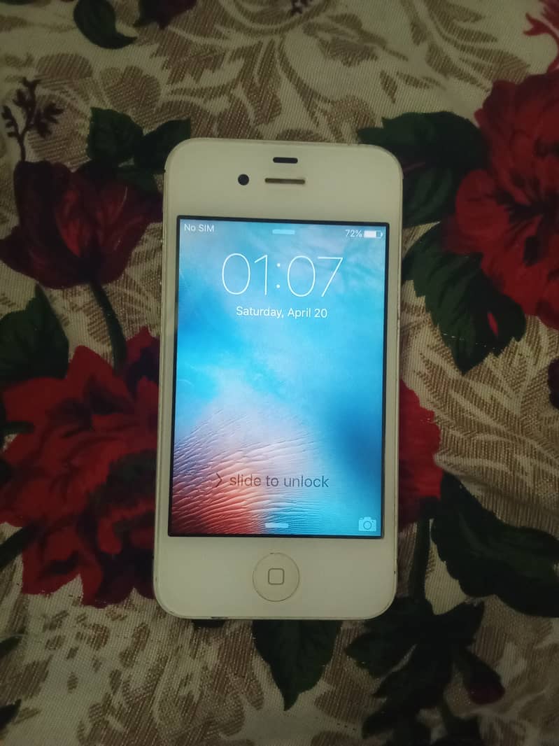 I phone 4 64 gb all working good condition all part working 2