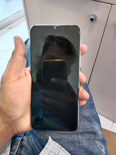 Vivo y20 used mobile Haan condition 10/8 panel change Haan 2