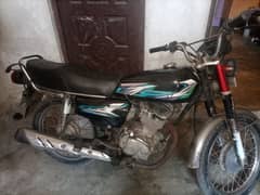 road price 125.2017model used condition 10/7