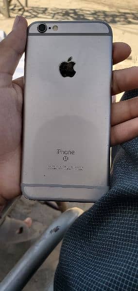 iphone6s/ 64gb/condition10by9 battery health 95%/with original charger 3