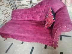 fresh sofa full new hai used b nahi hova