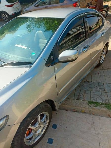 Honda city neat and clean. . 3 piece tuch. finder 1