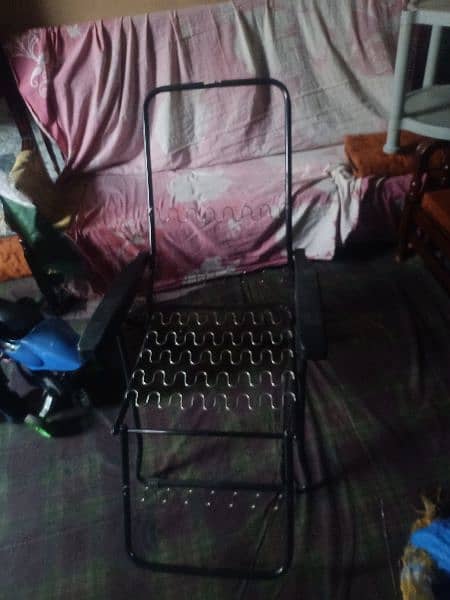 folding chair for sale in used condition 2