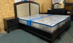 Bed set (king size bed+side tables) and Dressing table