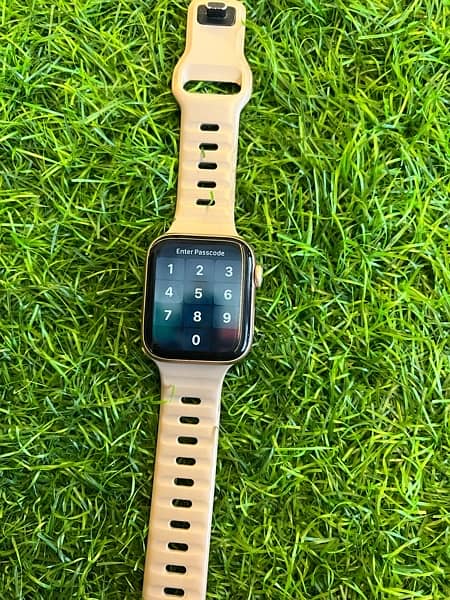 apple watch series 5 44 mm 2