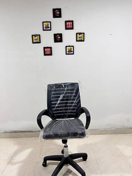 Office Revolving Chairs 0