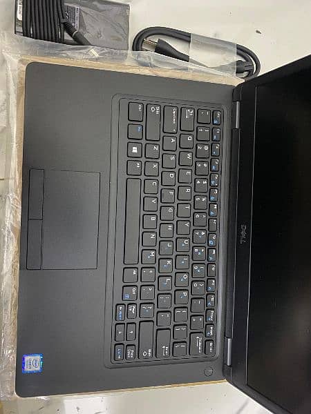 Dell 5490 1