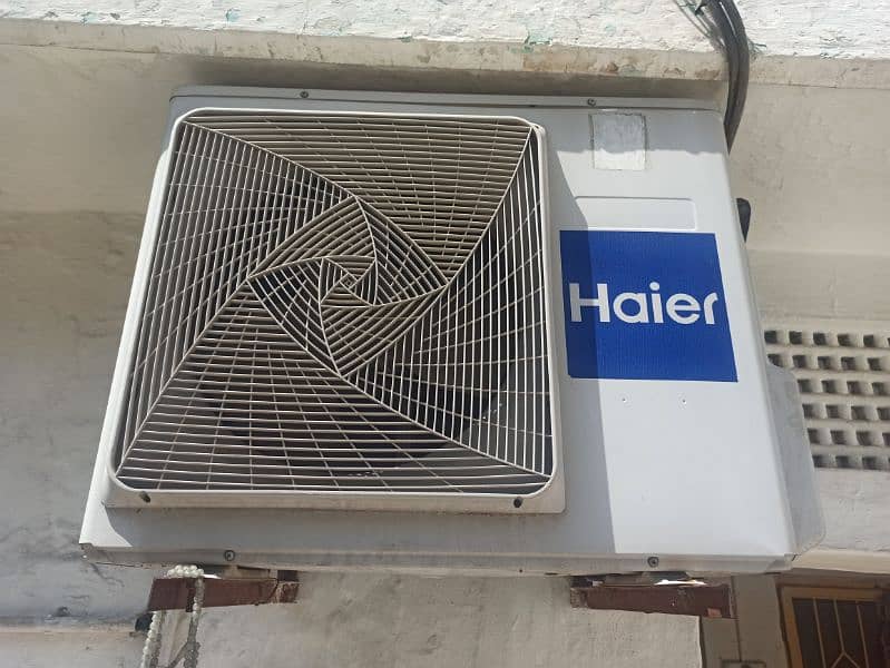haier DC inverter (1.5Ton) Condition:9/10 Heating/Cooling both 2