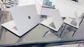 Apple Macbook Pro 2017 with box 15 inches