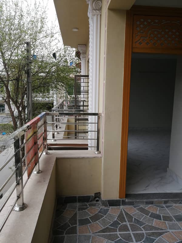 Very Beautiful Gas Wala 5 Marla Ground Portion Available for Rent in Rawalpindi Islamabad Near Gulzare Quid and Islamabad Express Highway 17