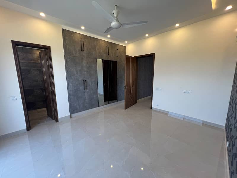 1 Kanal Brand new Luxury House For Sale M2 Lake City Lahore 9