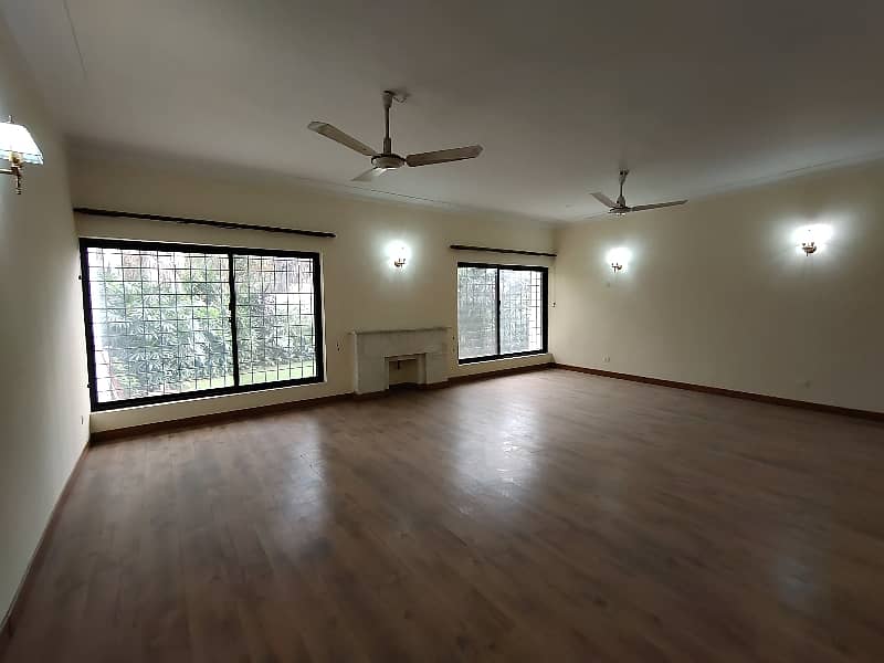 F-7 666 Sq Yard Beautiful Location Full House Available For Rent 27