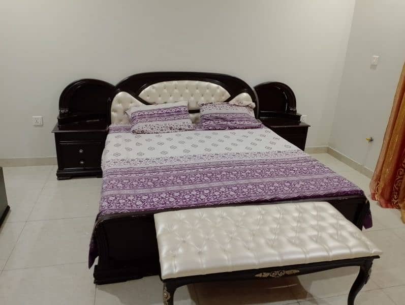 King size Bed Set 1