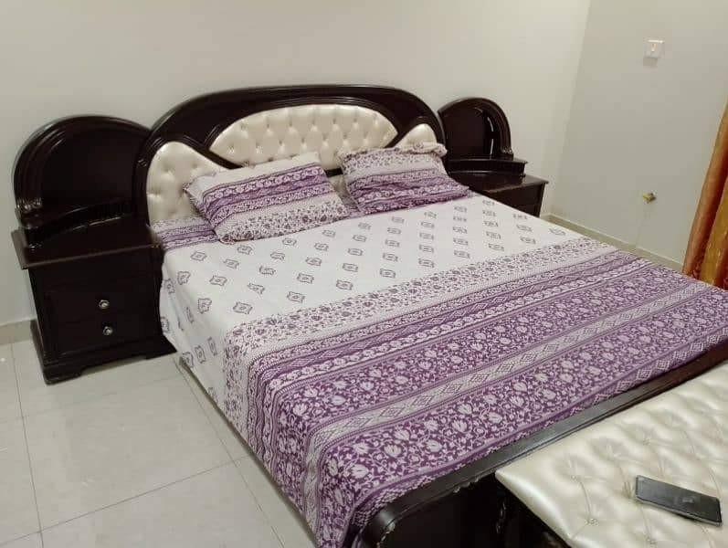 King size Bed Set 2