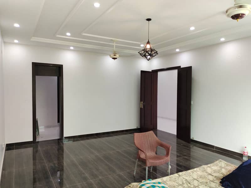 1 Kanal Upper Portion With Gas For Rent In Lake City Sector M3 5