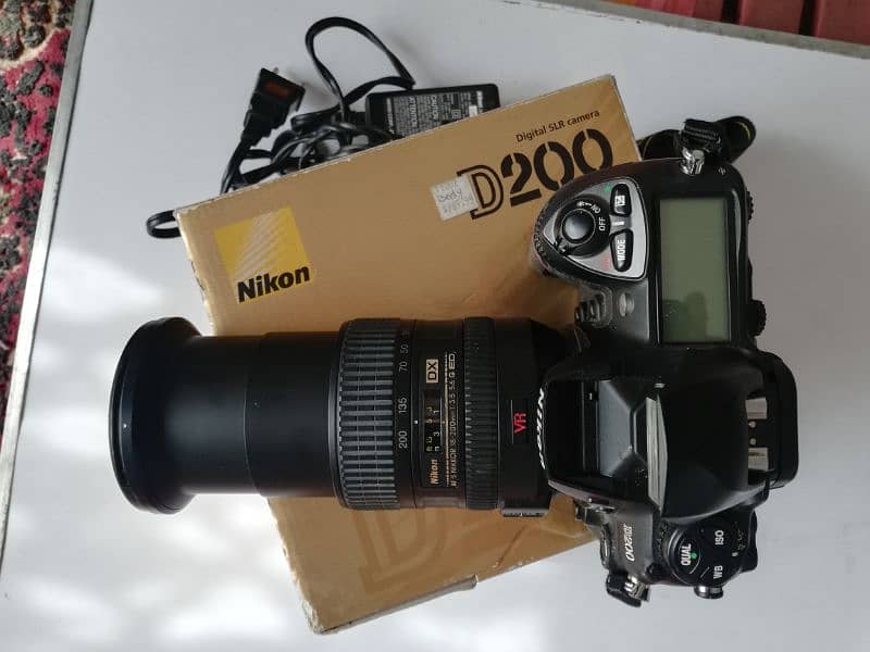 NIKON D200 DSLR and NIKON 18-200 VR Lens, Box, Bag, Battery, Charger 1