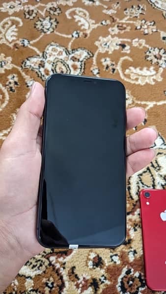 IPhone 11 (64GB) JV Non PTA  Display Massage But Face 2