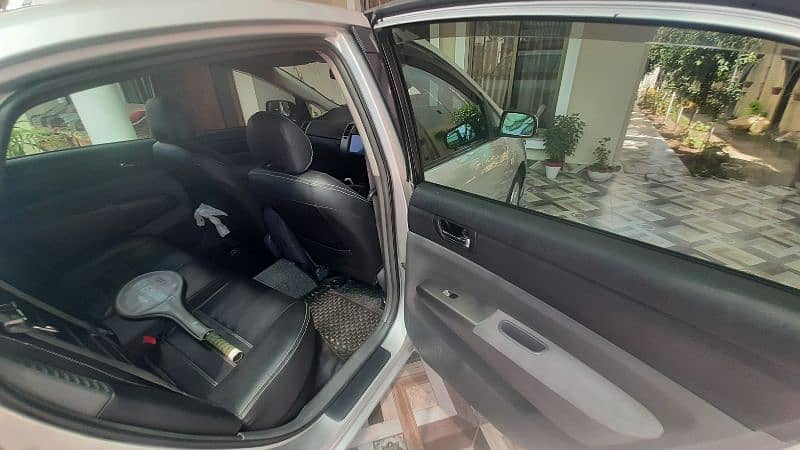 Toyota Prius G touring, leather seats 7
