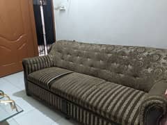 sofa new condition mai hein. (03138320812)is pr contact karien