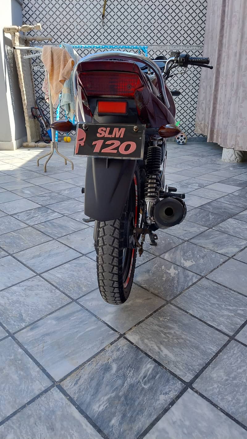 Yamaha YBR 125G  2019 red 1