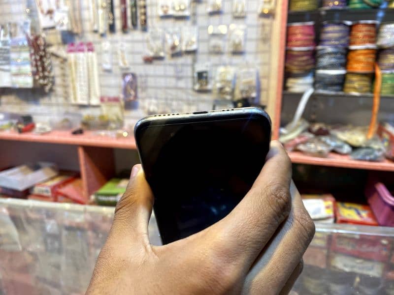 iPhone XS brand new condition 10 by 10 4