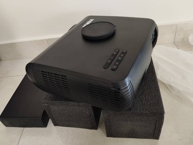Wimius P20 Native 1080p Projector for Movies, Games! 5