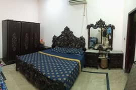 king size bed , cupboard , dressing table, bedroom set