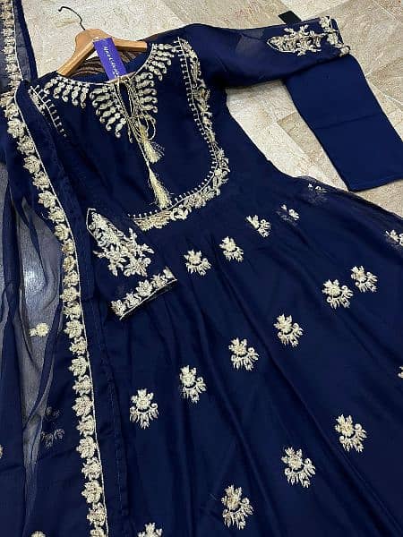 Neck,Sleevee,Front Embroidered Maxi With Emb Dupatta 3Pcs 0