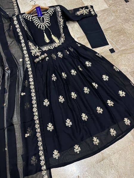 Neck,Sleevee,Front Embroidered Maxi With Emb Dupatta 3Pcs 1