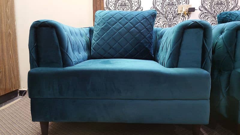 Urgent Sale Sofa Set 6