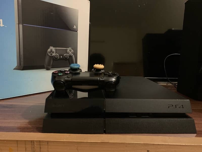 ps4  fat 10/10  original  console  available 7