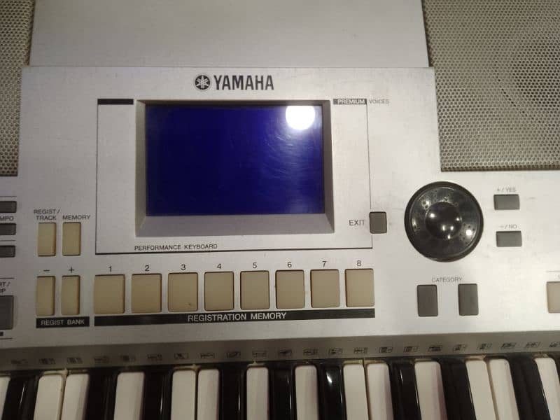 Yamaha Psr S500 professional keyboard 2