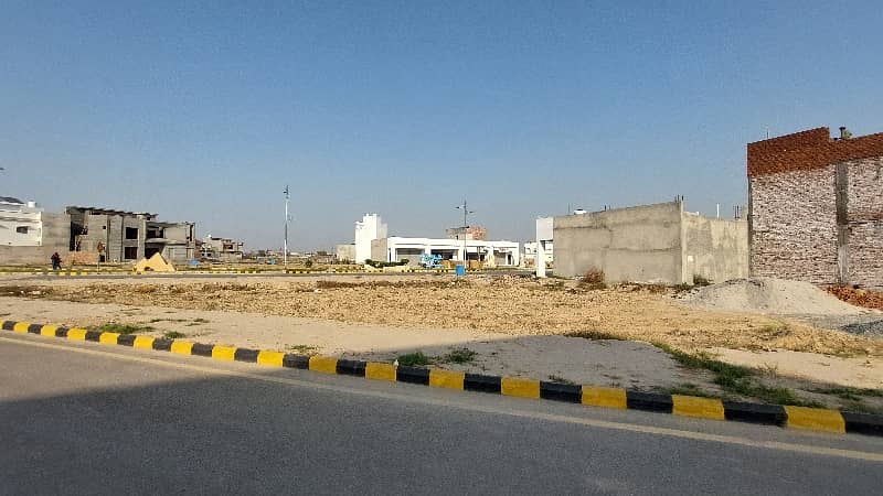 10 Marla Plot For Sale On Installment In Ajwa City 32