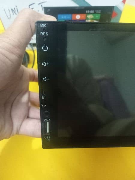 7 Inch Car MP 5 Player with back view Camera 11