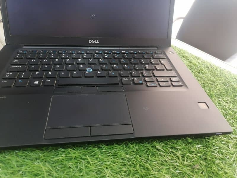 Dell 7480 i7 7th gen 1