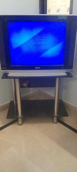 tv with trolly 1
