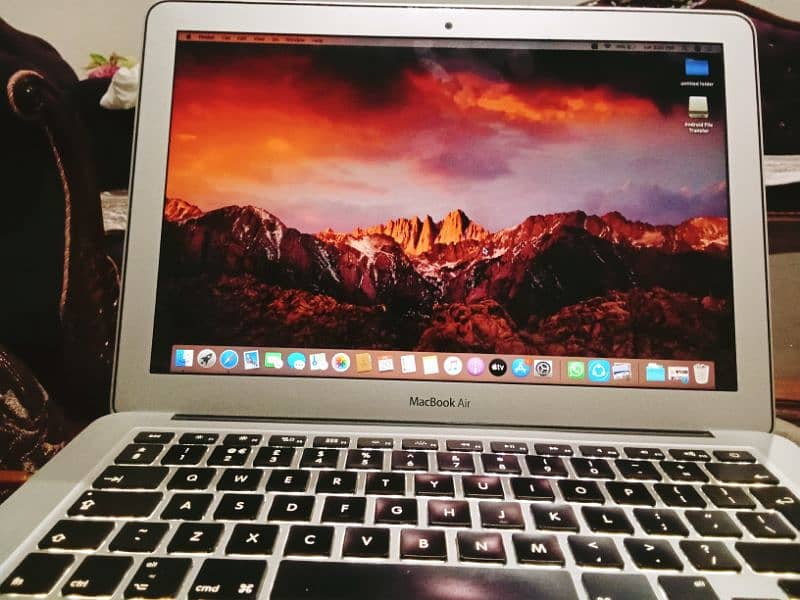 apple MacBook air 2012 0