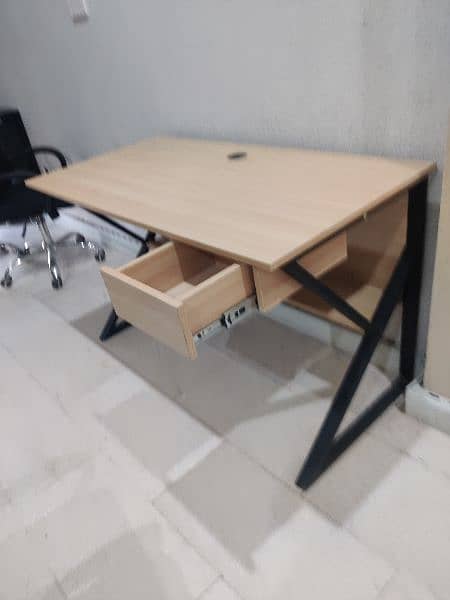 Office and study table 2