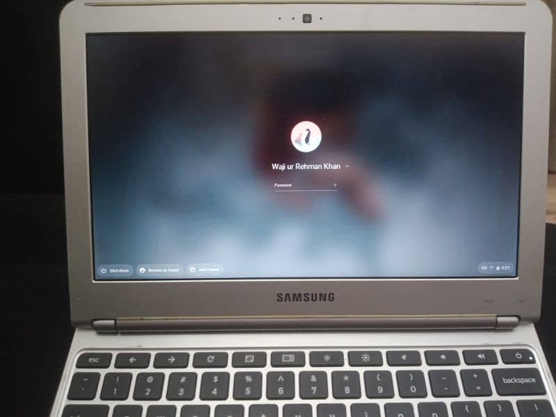 Samsung Chromebook with charger 7