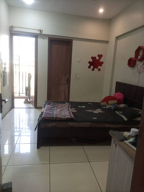 3 Bed DD Well Maintained Slightly Used Apartment For Sell In Karachi University CHS 11