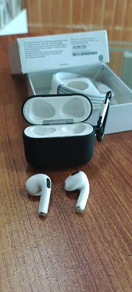Airpods 4