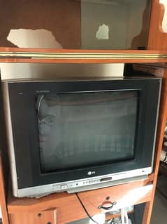 LG tv with tv trally